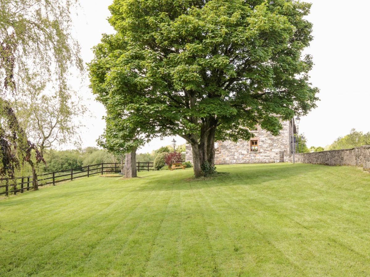 An Maide Ban Villa Cootehill Екстериор снимка