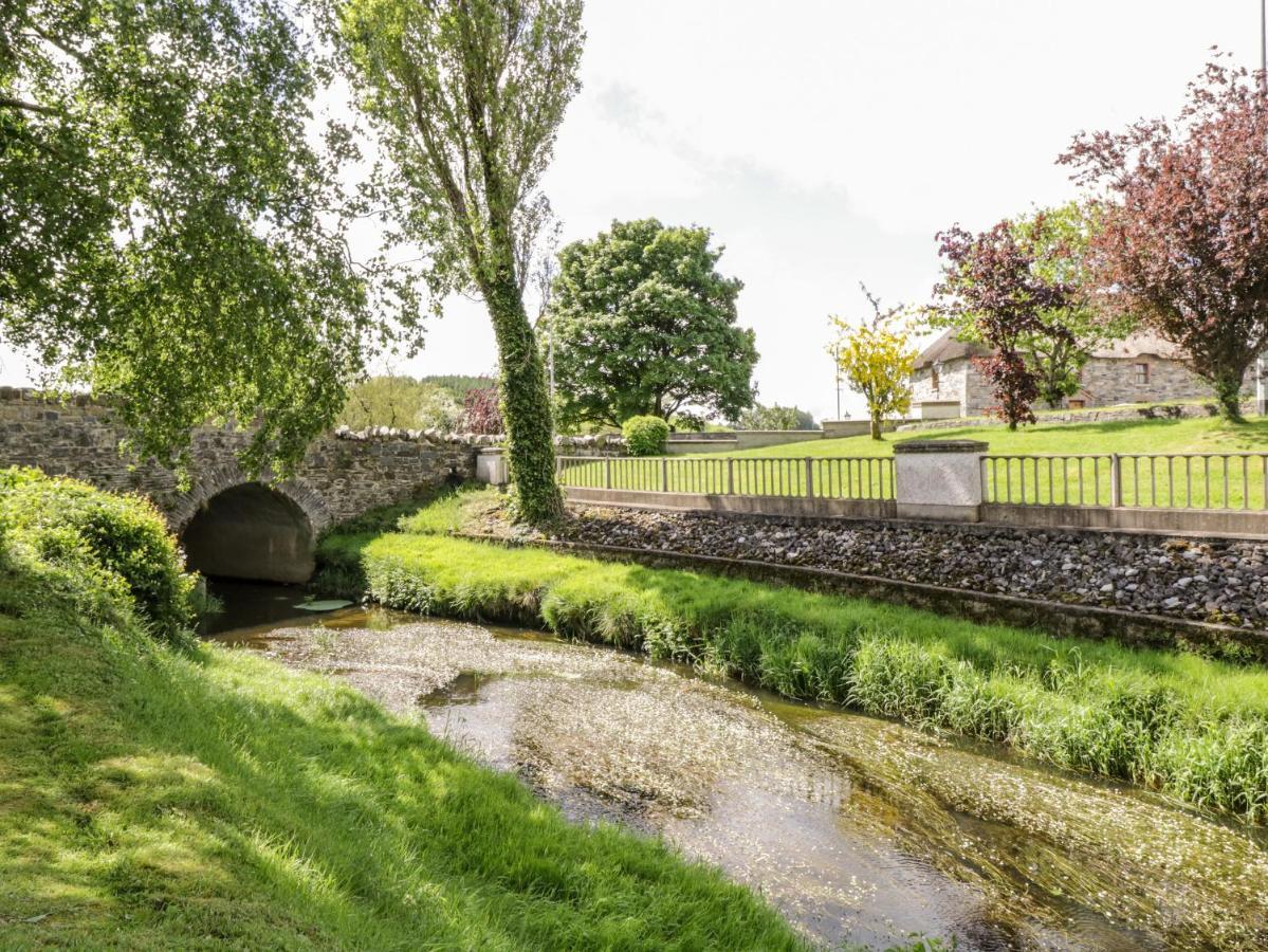 An Maide Ban Villa Cootehill Екстериор снимка